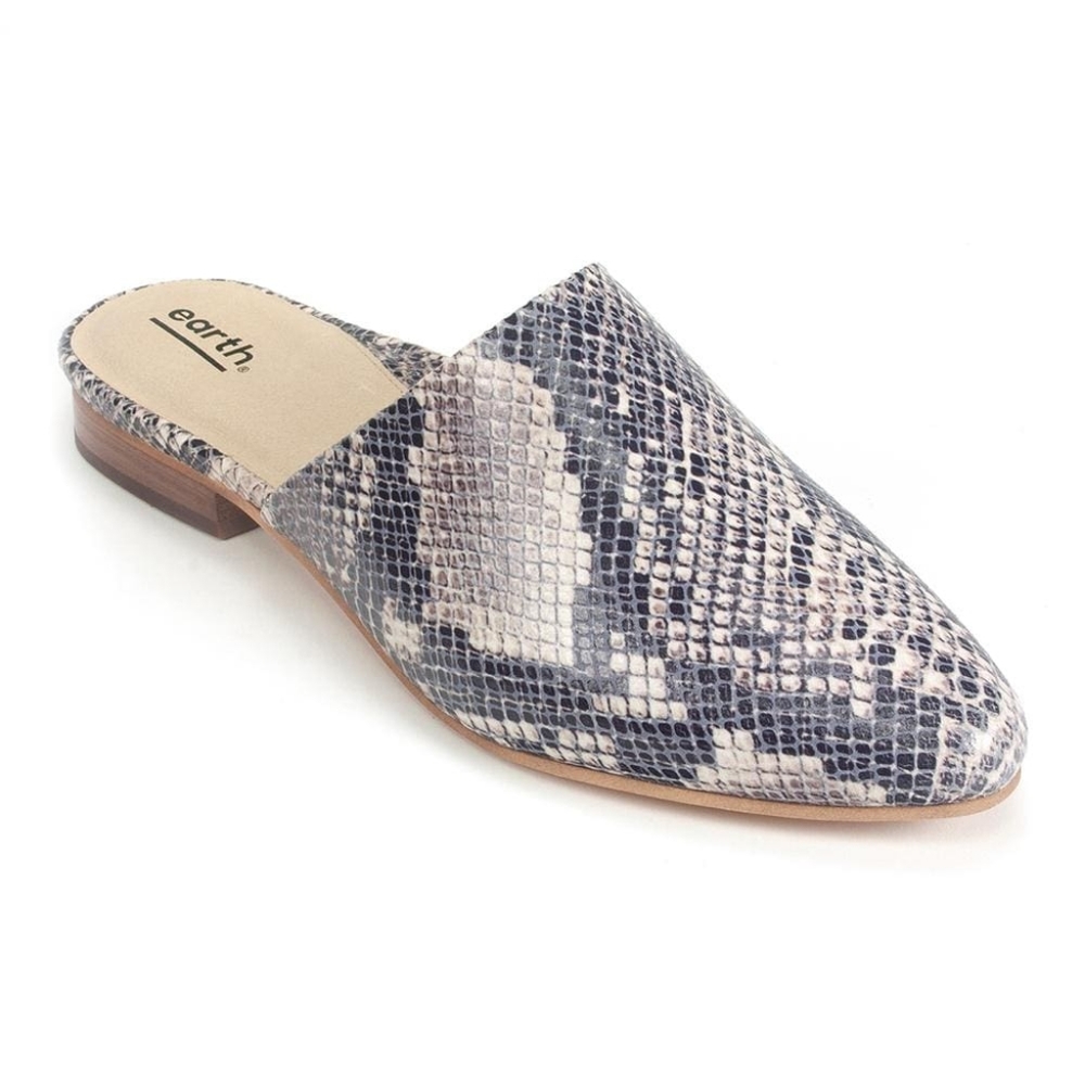Earth UMA Slip on Sandals